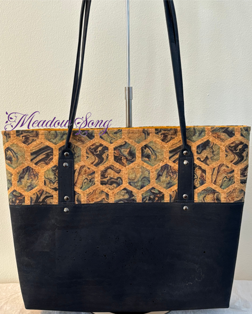 Taisteal Tote Bag (Hexagon) - Image 4