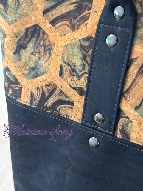 Taisteal Tote Bag (Hexagon) - Image 7